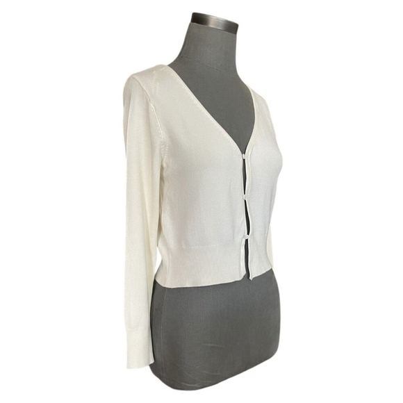 Zara Ivory Long Sleeve Button Up Sweater Cardigan Women’s Top Size L Fits M NWOT - Picture 2 of 4